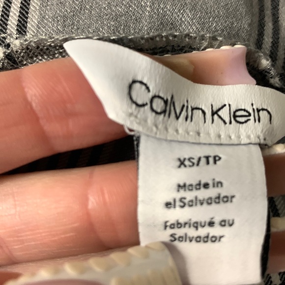 💙NWOTCalvin Klein Skinny Pull-On Pants Size XS Glen Plaid or Black/White/Grey💙 - Picture 3 of 10